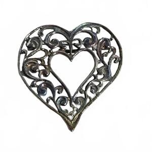 Beautiful 1 1/2" Heart-Shaped Brooch w/ Intricate Design